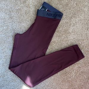 NIKE LEGGINGS